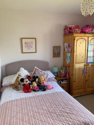 BEDROOM 2