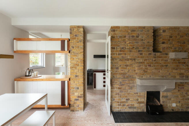 321258 - 7-LANGHAM-HOUSE-CLOSE-12.jpg