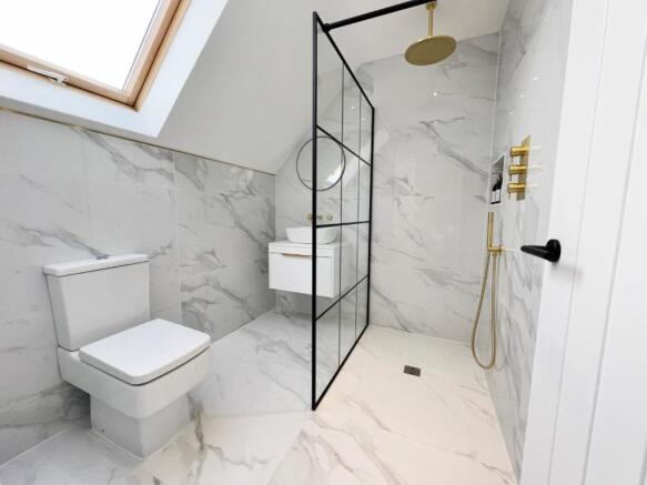 Bathroom second floor