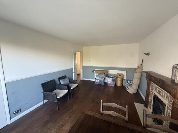 3 bed Bungalow for sale Image 6