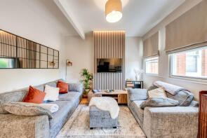 5, Dempster House, The Crescent, Farnham GU9 0LQ