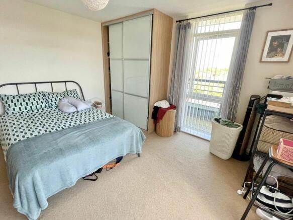 Bedroom with ensuite