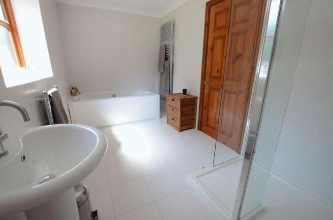 Ensuite
