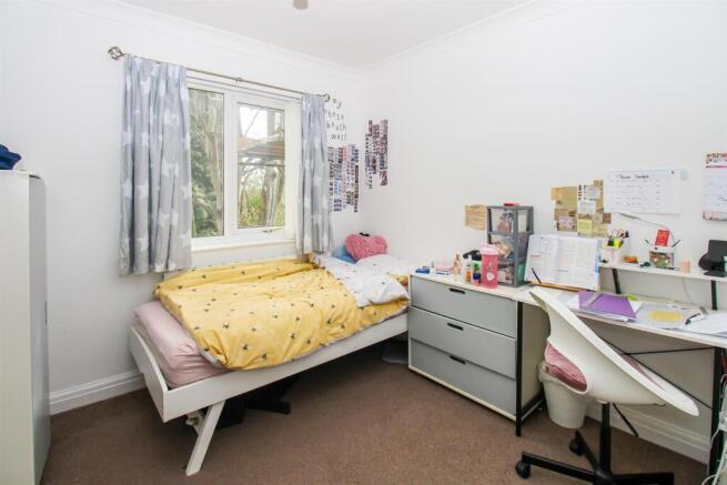 2 bed Semi-Detached for sale Image 5