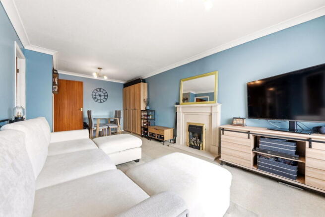 2 bed Semi-Detached Bungalow for sale Image 7