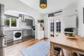 356, Carshalton Road, Carshalton SM5 3PT