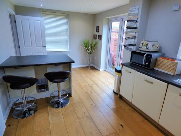 Kitchen Alt 
