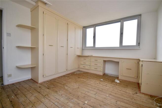 3 bed Semi-Detached for sale Image 12