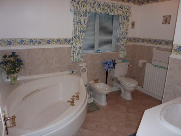 Family bathroom