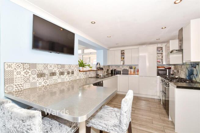 Kitchen/Breakfast Area