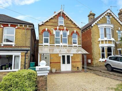 Park Road, Cowes, PO31