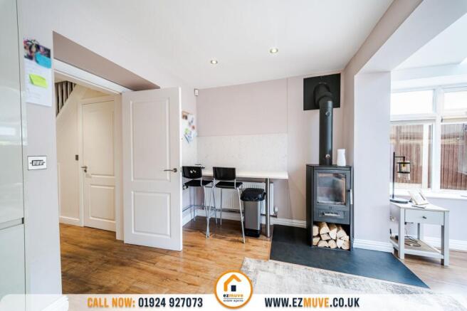 4 bed Detached for sale Image 8