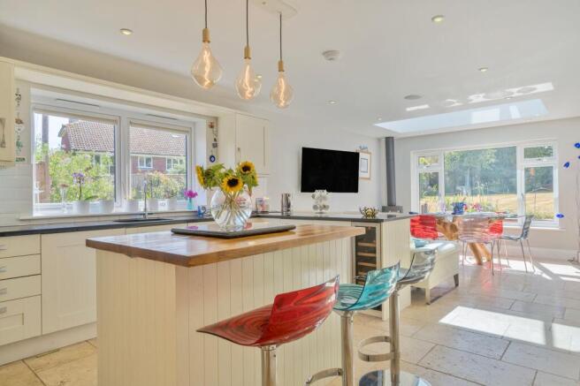 Kitchen / Dining Room