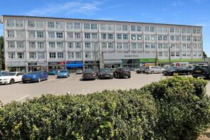 93, Stanford House, Princess Margaret Road, Tilbury RM18 8YR