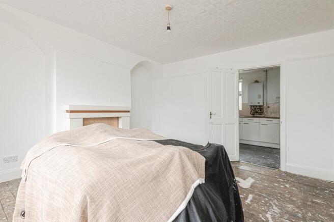 3 bed Terraced for sale Image 6