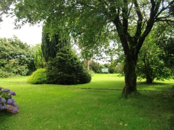 FOR SALE PL15 7SB
