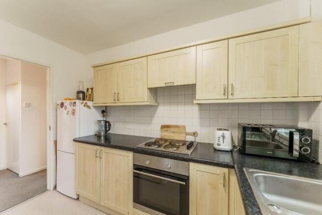 2 bed Maisonette for sale Image 8