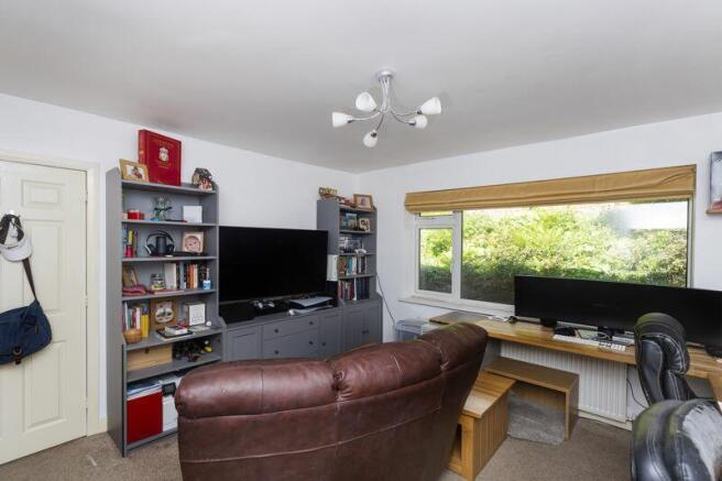 Bedroom 4 / Snug