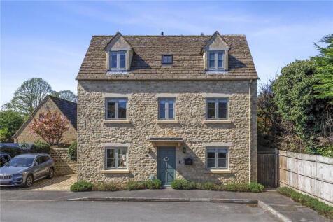 London Mews, Cirencester, Gloucestershire, GL7
