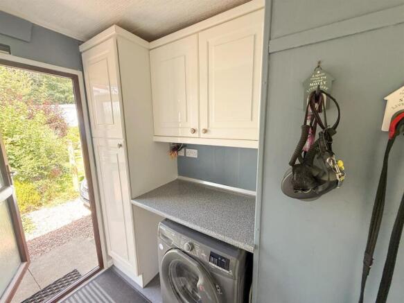3 bed Park Home for sale Image 5