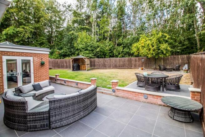 Rear Garden Pic 2. 