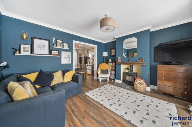 9d0f93cf94114de9b9b556e0e75571d3