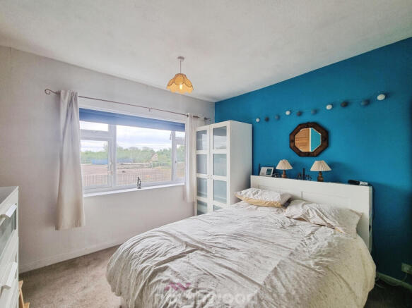 3 bed Terraced for sale Image 6