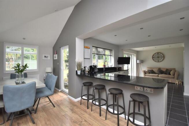 Living Kitchen/Dining/Snug