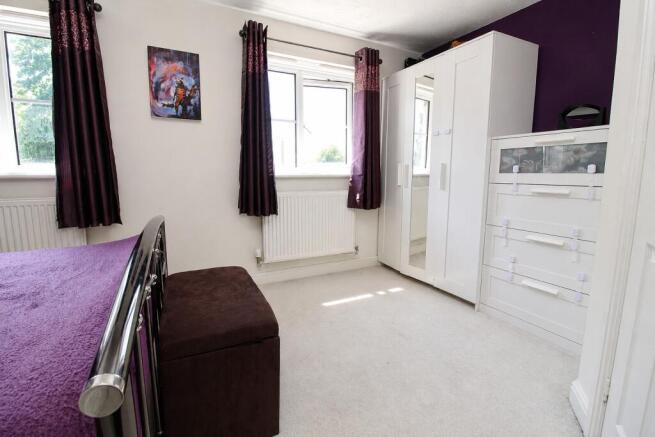 3 bed Terraced for sale Image 11