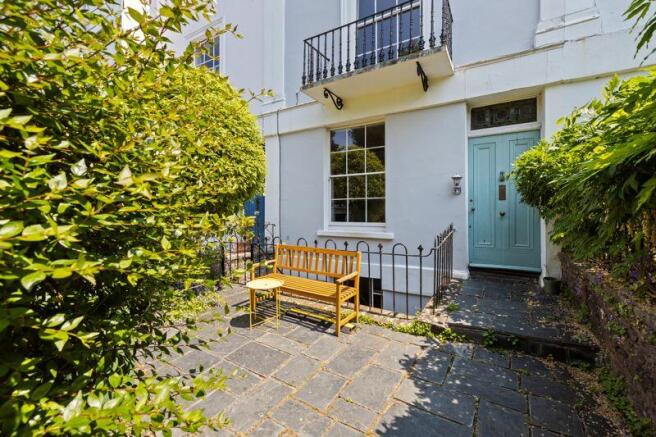 Front Courtyard 