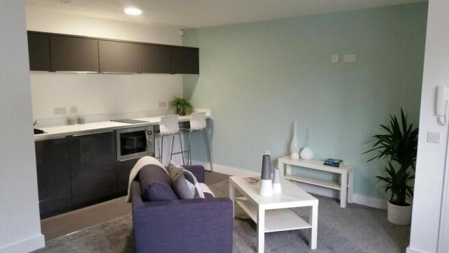 1 bed Apartment to rent Image 4