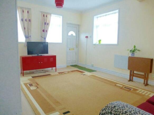 Studio Room