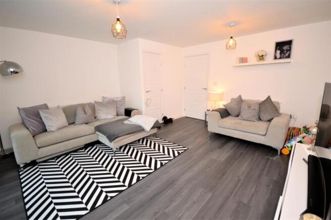 Smyth Lane, Pontefract (20)Living room