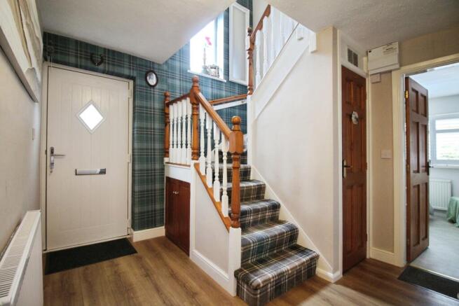 3 bed Semi-Detached Bungalow for sale Image 11