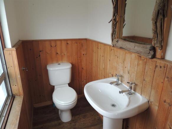 WC: