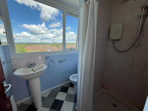5 bed Terraced for sale Image 8