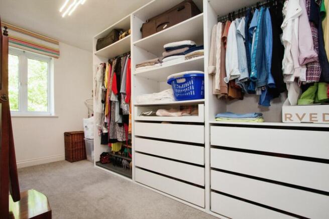Dressing Room/Bed 4