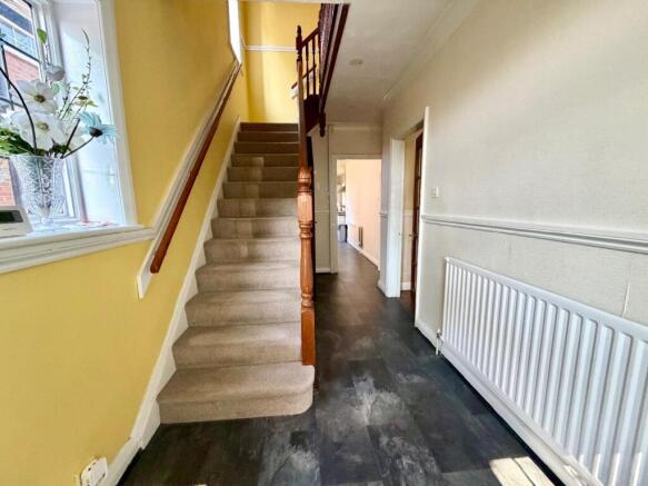 3 bed Semi-Detached for sale Image 5