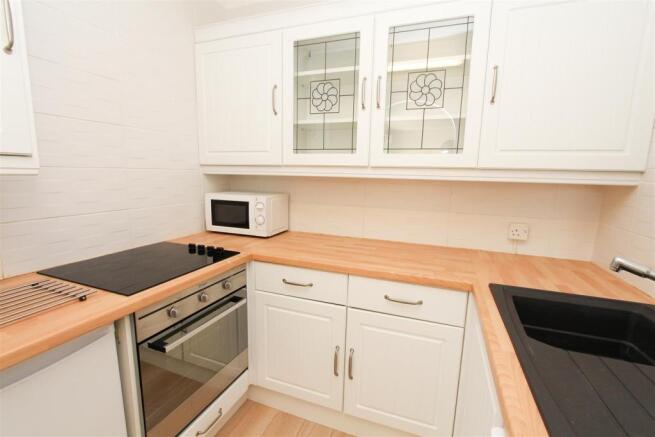 KITCHEN.jpg