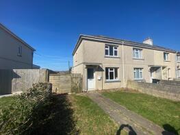 17, Treloweth Road, Pool TR15 3NY