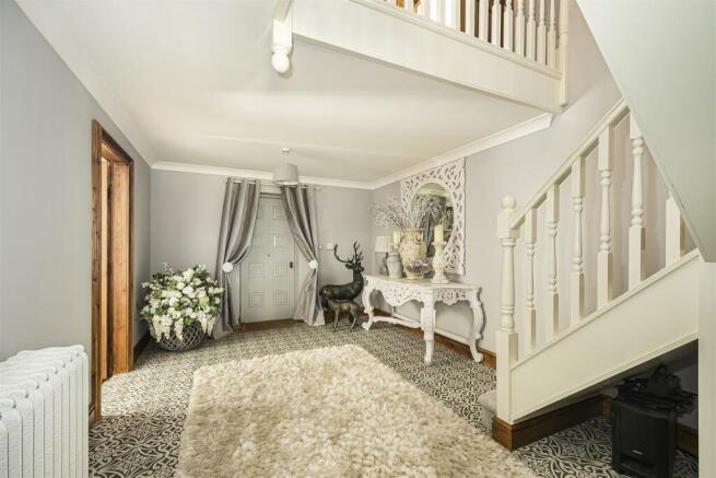 2 Cleveland Close15.jpg