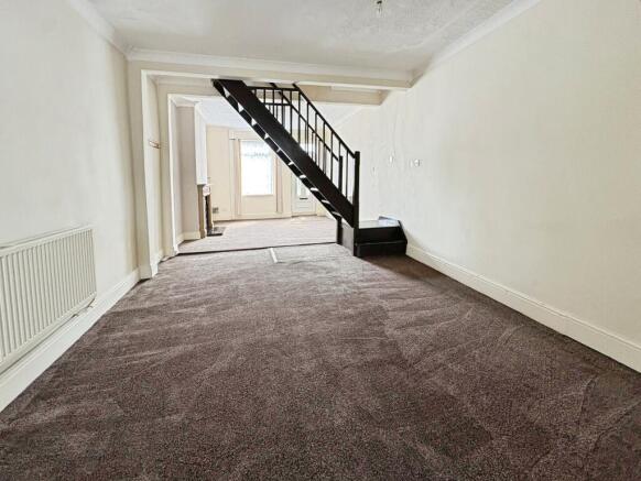 2 bed Terraced for sale Image 5