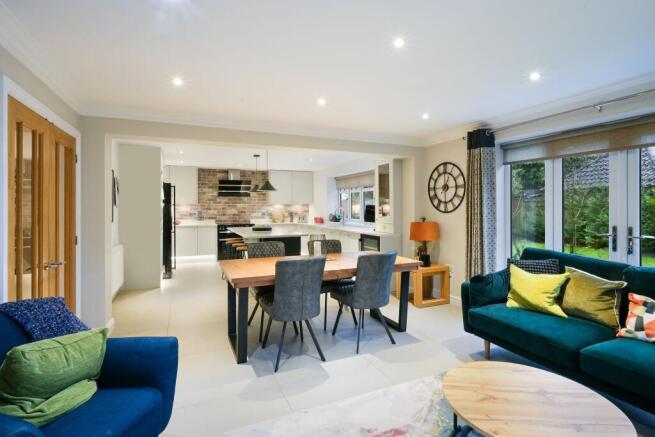 Wonford Close, Walton On The Hill, KT20 photo 4