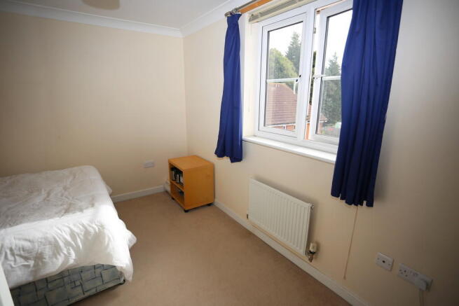Bedroom 4 angle 2