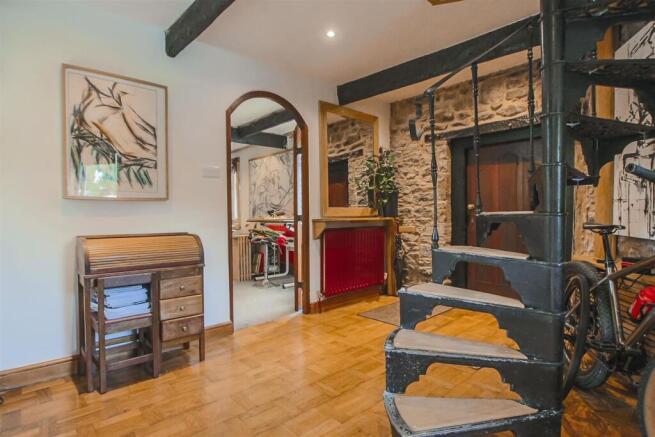 3 bed Cottage for sale Image 10