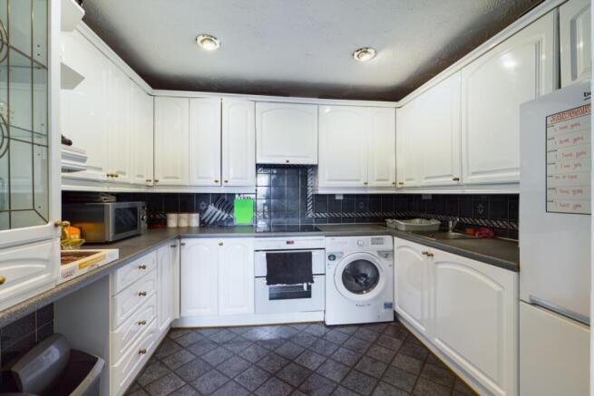 Lounge/Kitchen
