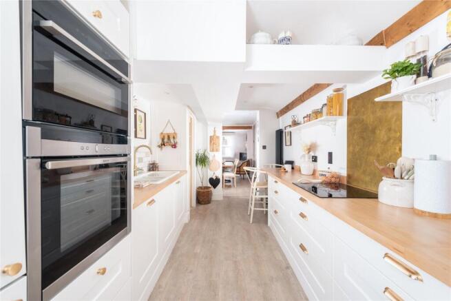 Kitchen/Breakfast