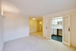 30, 10 Halebrose Court, Seafield Road, Bournemouth BH6 3DU