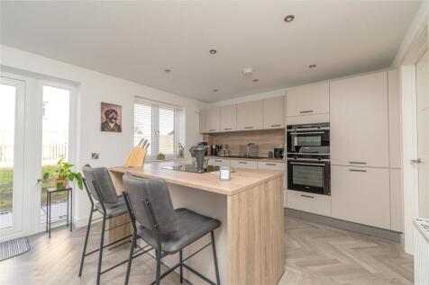 27 Barbachlaw Way, Wallyford, East Lothian, EH21