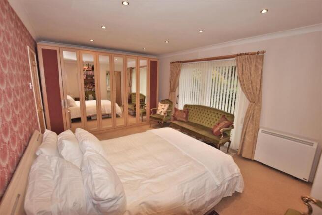 Bed 1 - Window.jpg